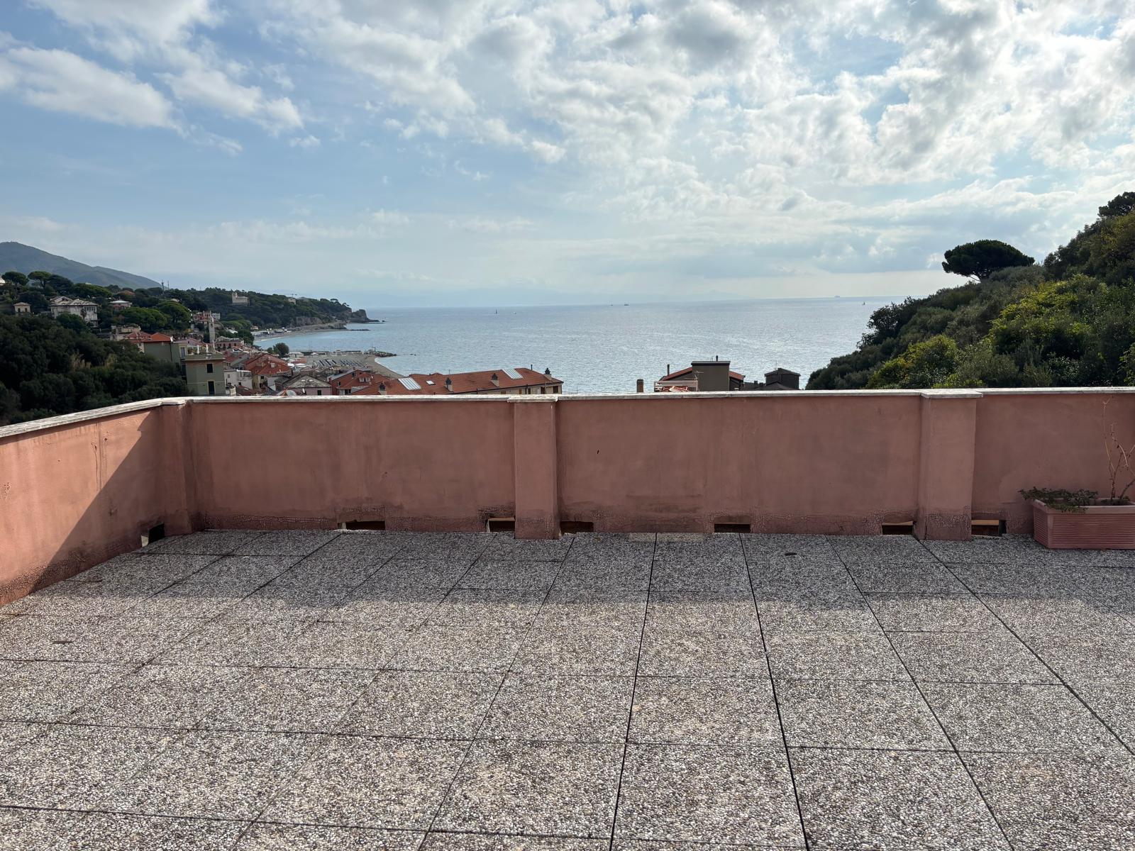 Bilocale con balcone – Celle Ligure